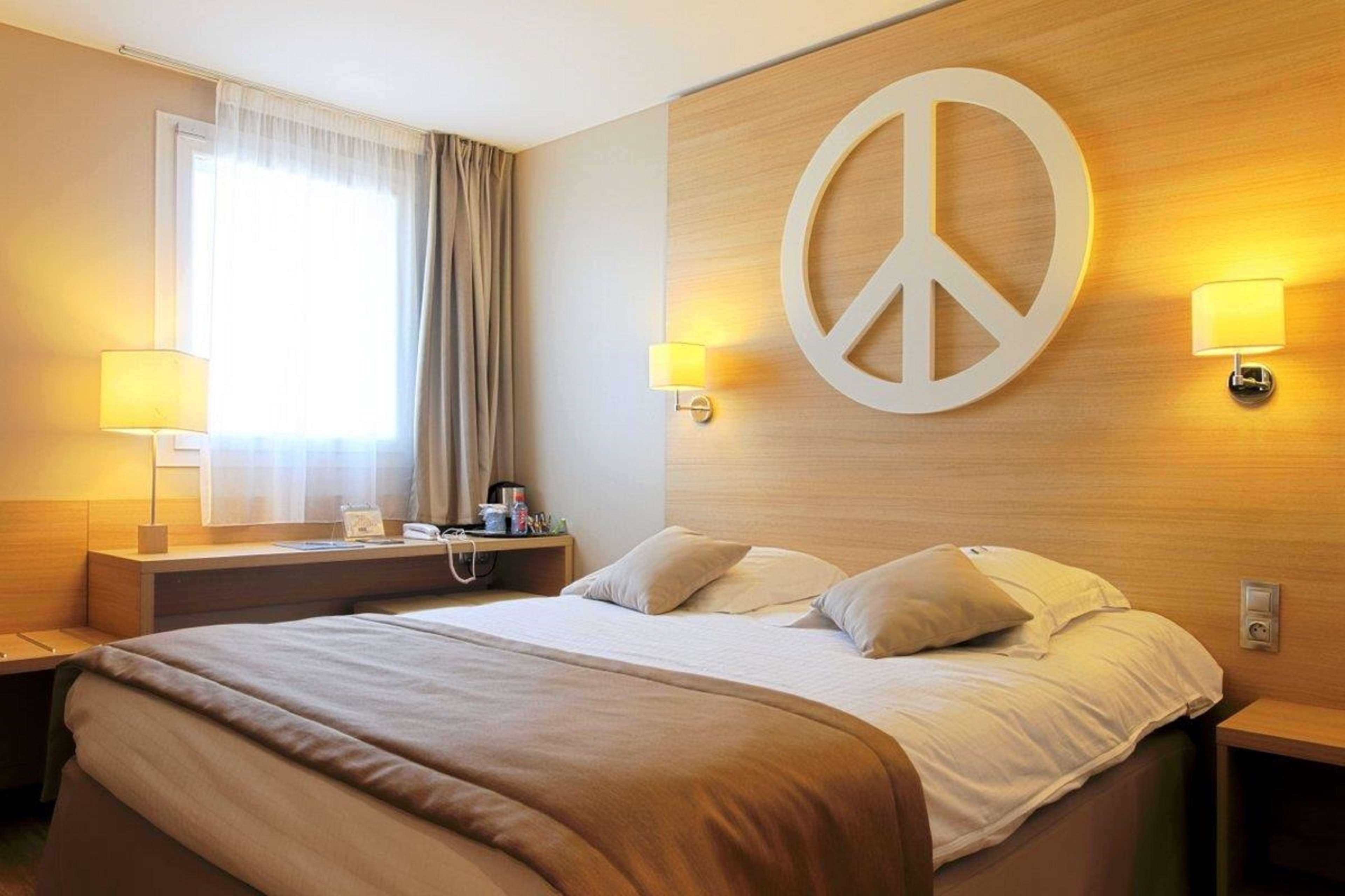 Best Western Bourgoin Jallieu Buitenkant foto