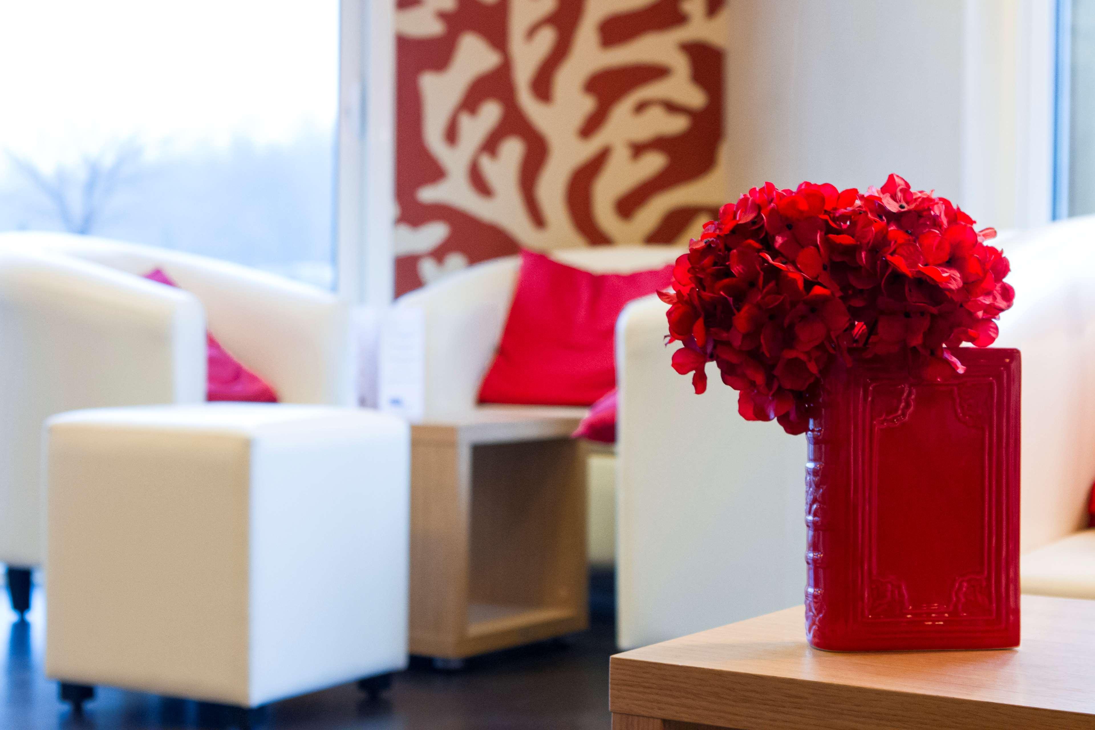 Best Western Bourgoin Jallieu Buitenkant foto