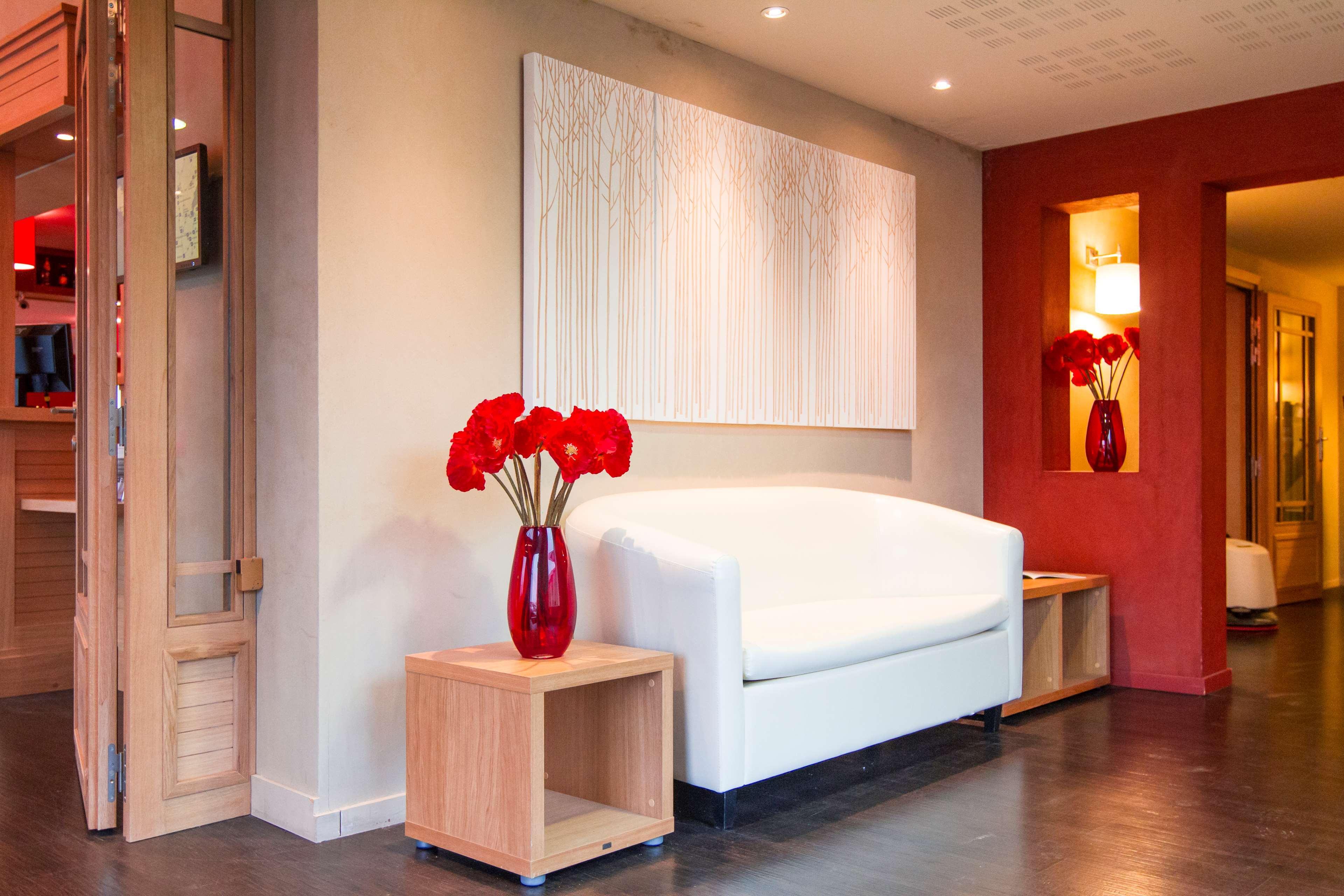 Best Western Bourgoin Jallieu Buitenkant foto