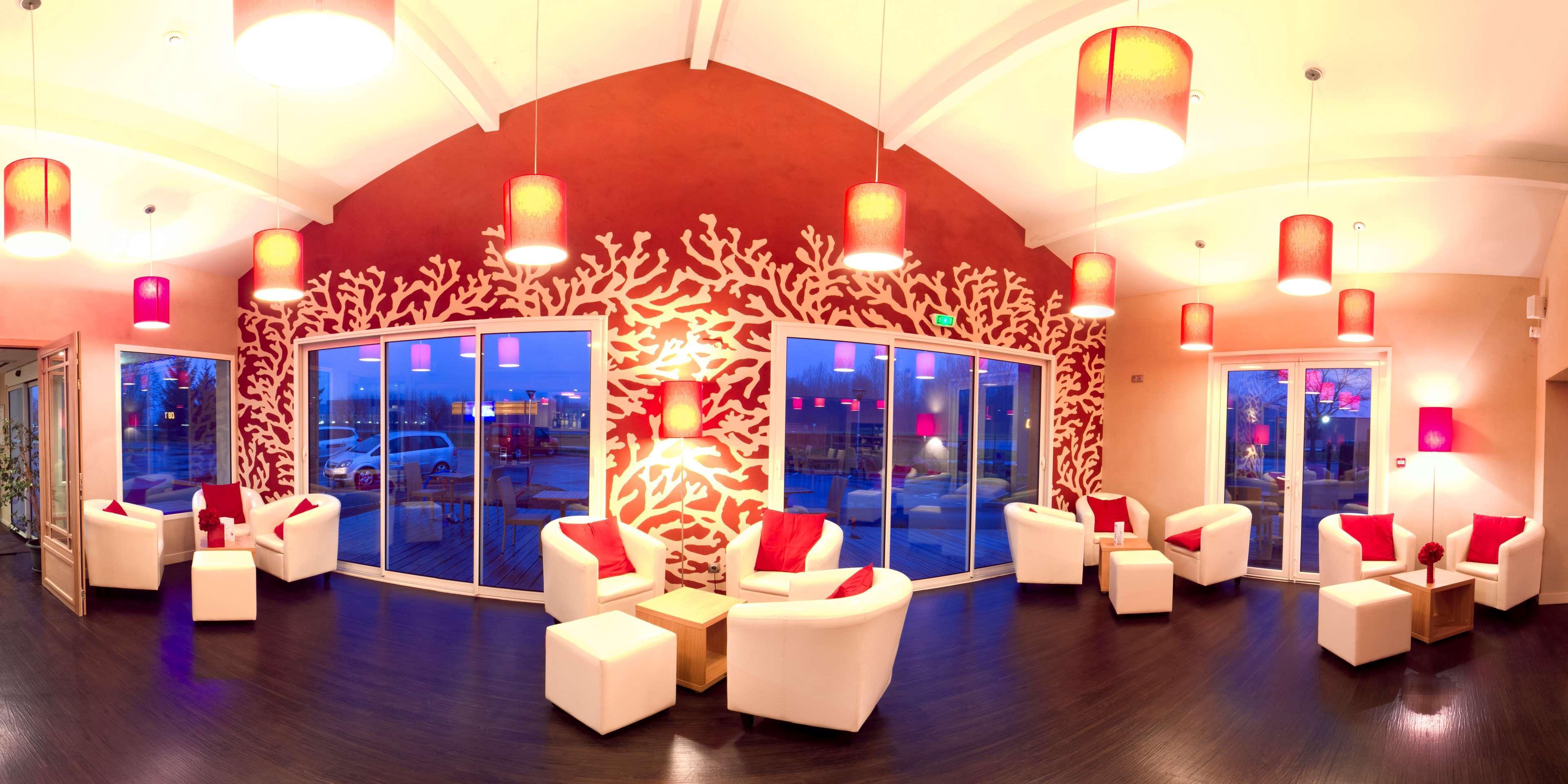 Best Western Bourgoin Jallieu Buitenkant foto