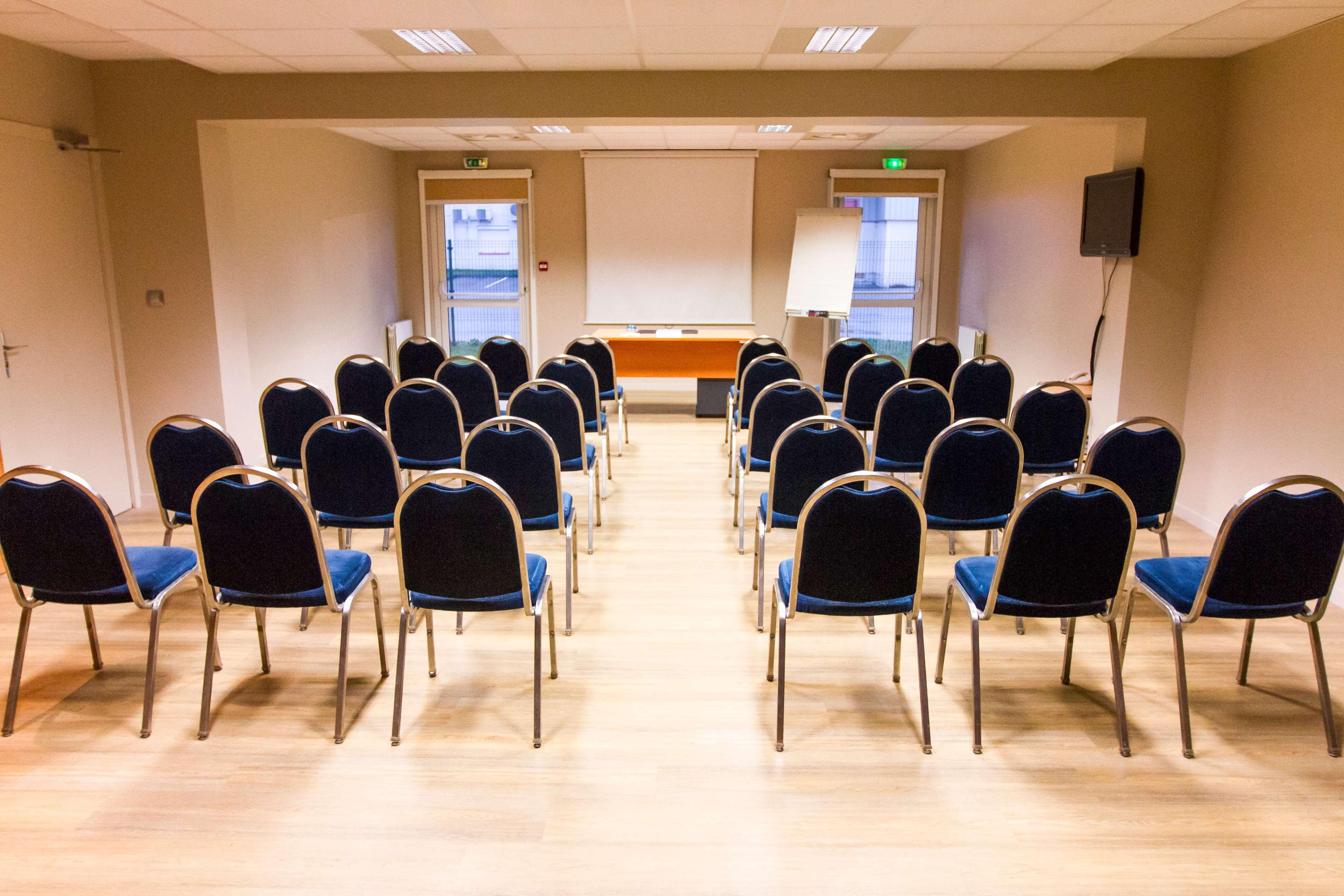 Best Western Bourgoin Jallieu Buitenkant foto