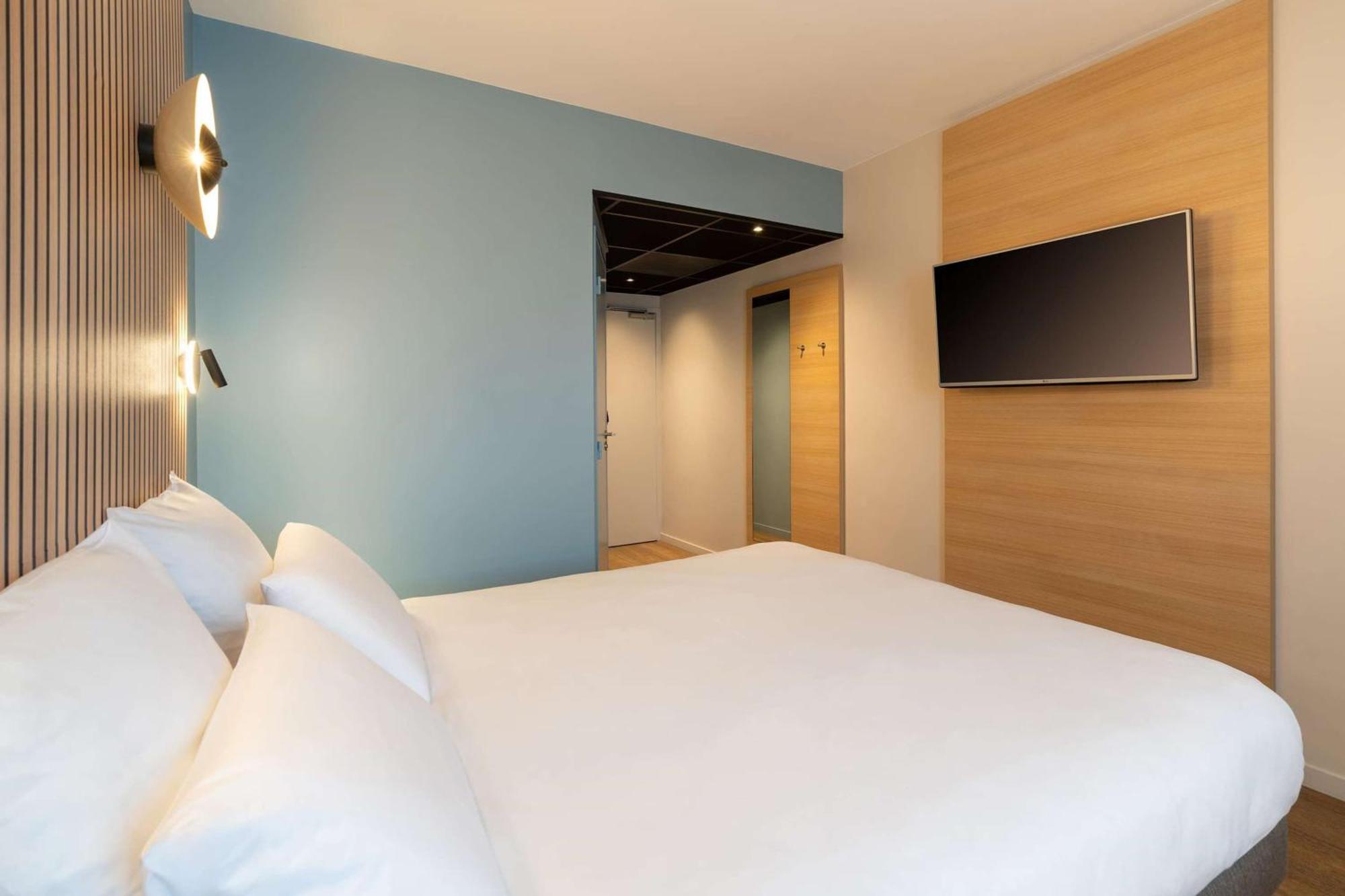Best Western Bourgoin Jallieu Buitenkant foto