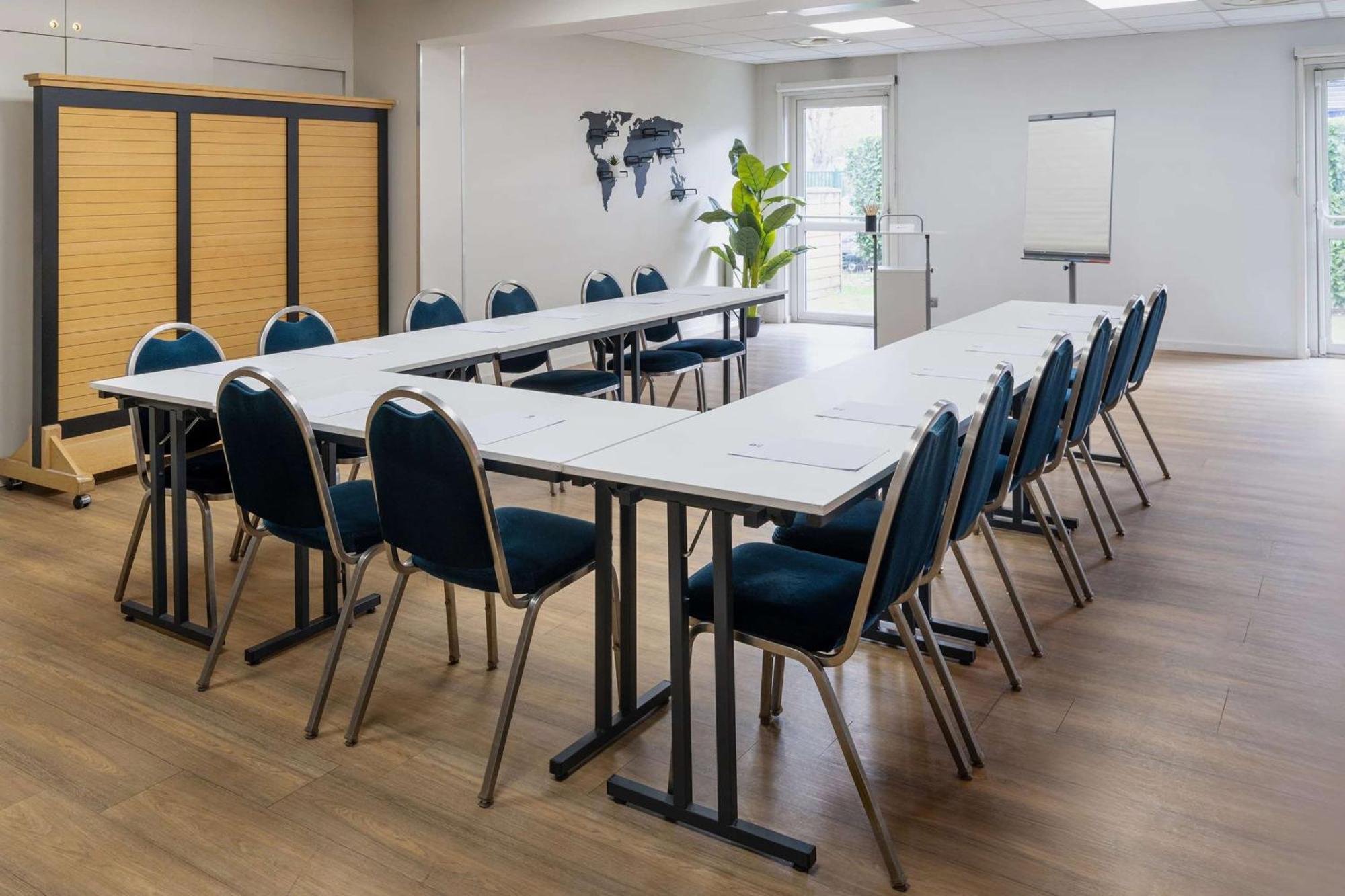 Best Western Bourgoin Jallieu Buitenkant foto